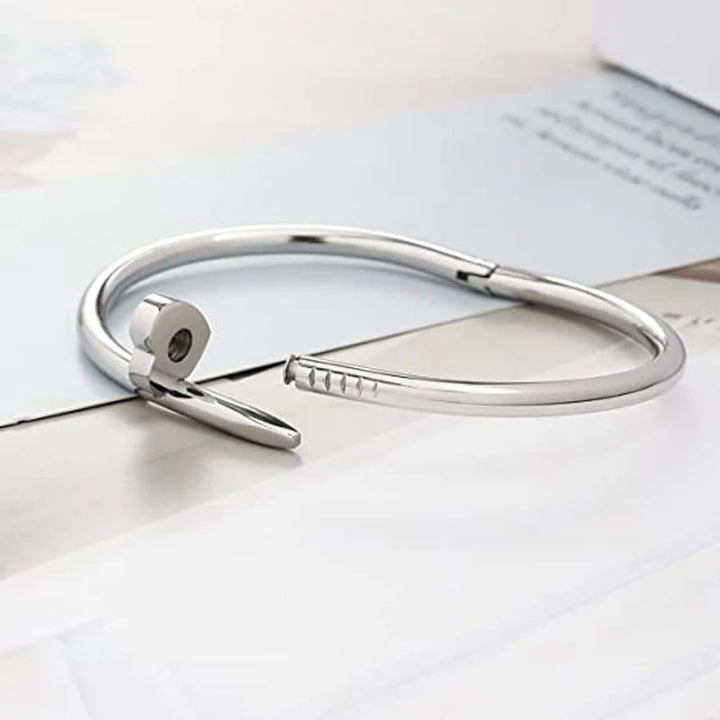 Anti-Tarnish Silver Edge Nail Bracelet