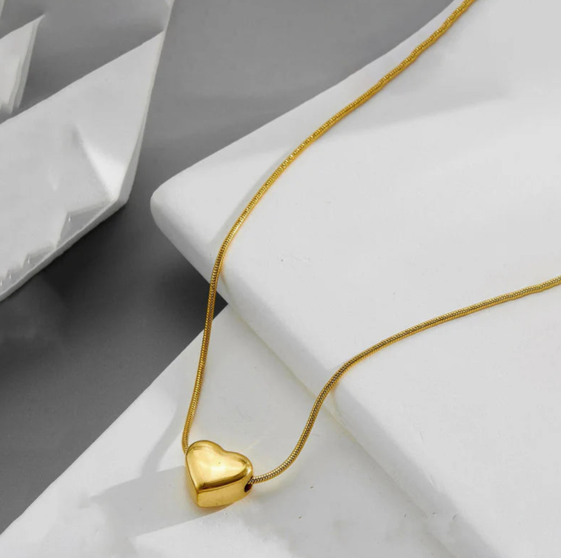 Anti-Tarnish Pure Heart Gold Necklace