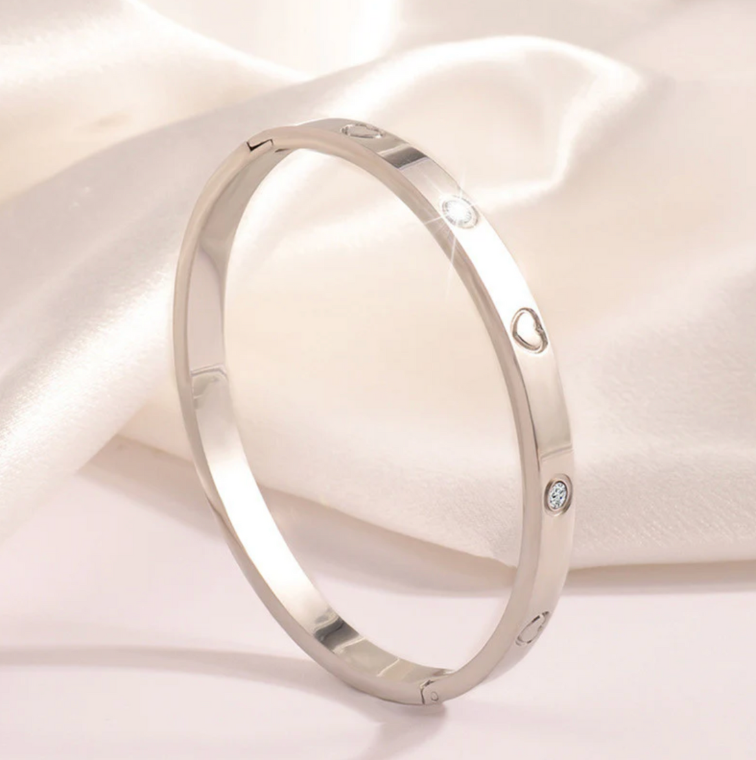 Anti-Tarnish Silver Love AD Bracelet